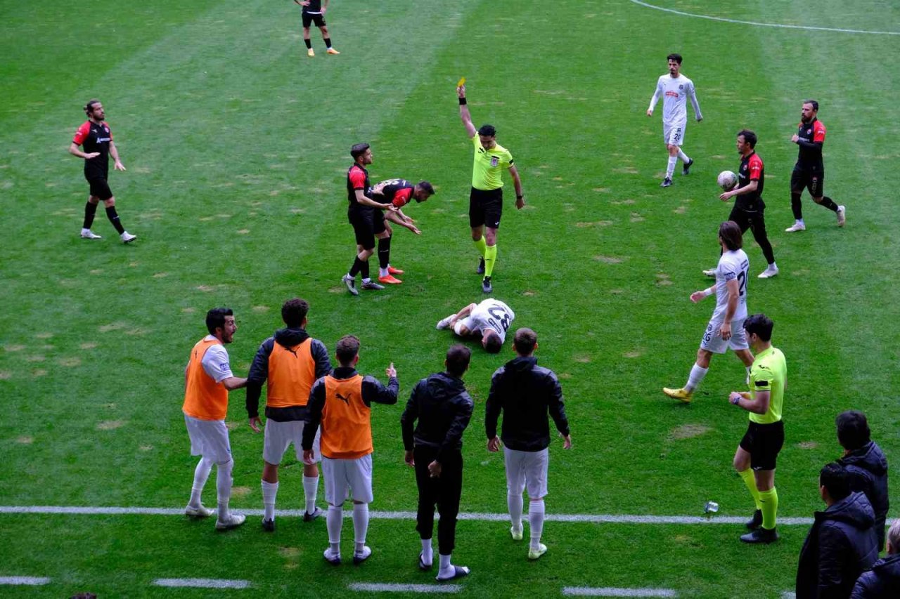 TFF 2. Lig: 24Erzincanspor: 2 - Nazilli Belediyespor: 0