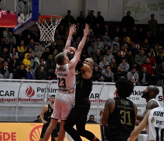 Türkiye Sigorta Basketbol Süper Ligi: Aliağa Petkimspor: 96 - Ayos Konyaspor: 85