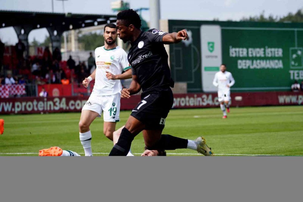 Ümraniye Konyaspor'un verdiği iki krediyi de kullanamadı