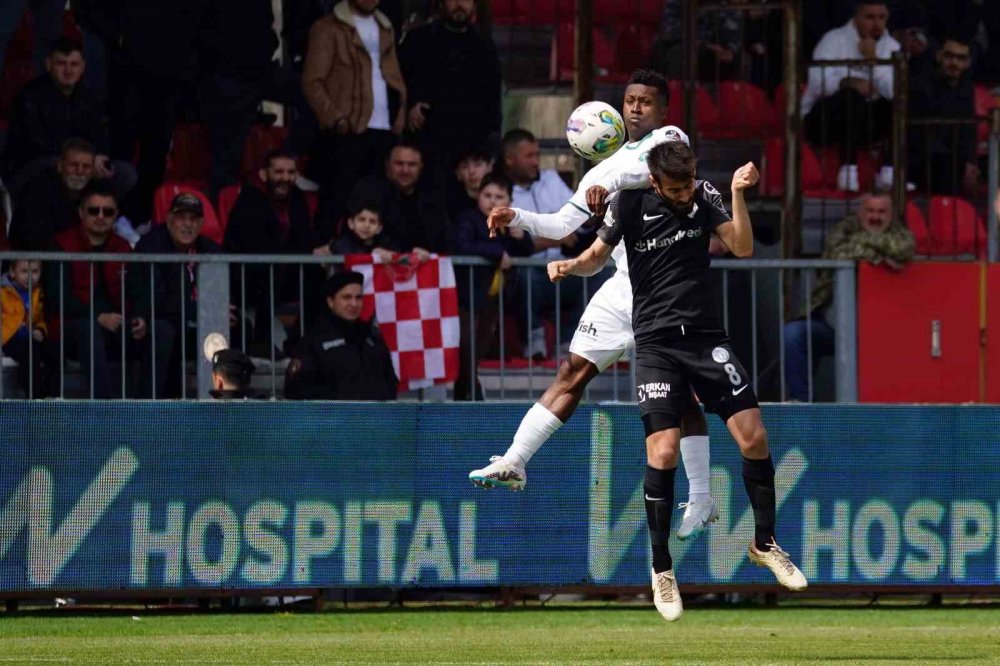 Ümraniye Konyaspor'un verdiği iki krediyi de kullanamadı