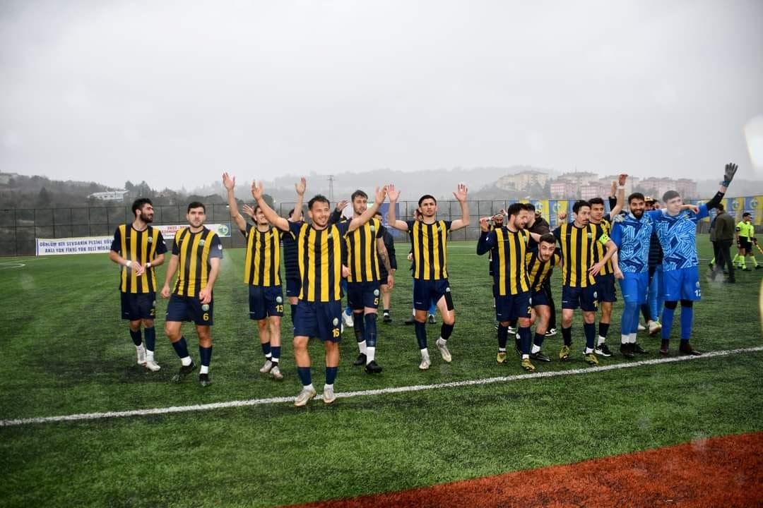 Alaplı Belediye Spor, şampiyon olarak BAL Ligi’ne yükseldi