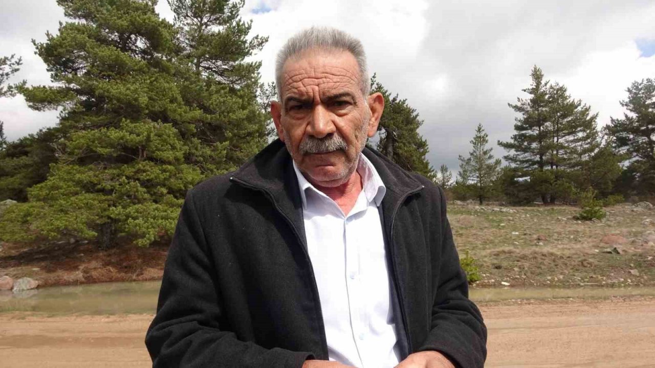 Alabora olan tekneden düşen iki çocuk babasını arama çalışmaları sürüyor