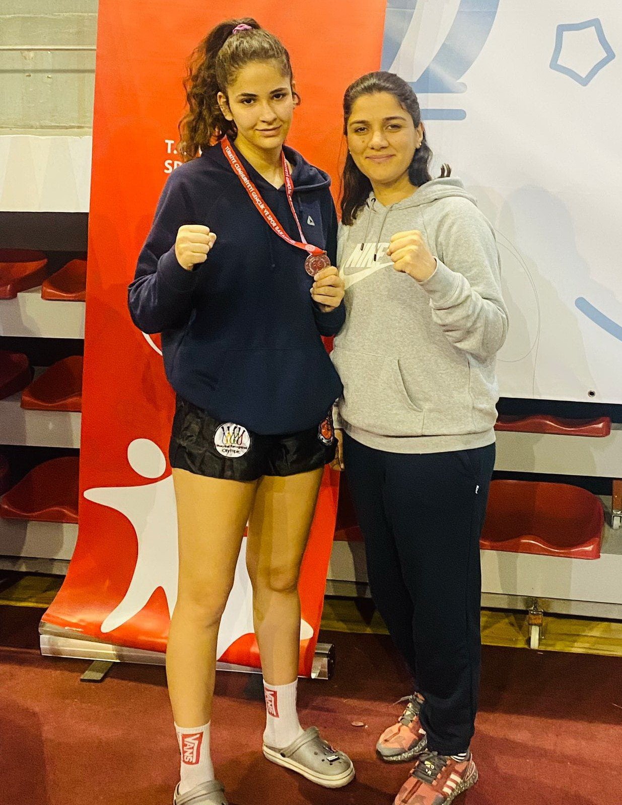 Salihlili Nisrem Uçar, kick boksta Türkiye ikincisi oldu