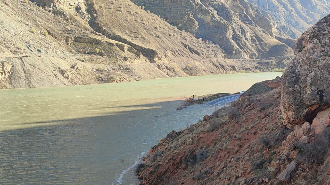 Yusufeli baraj suları, Erzurum sınırına dayandı