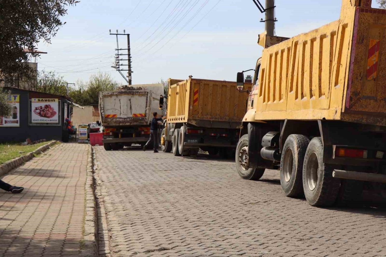 Nazilli’de yol sorununa neşteri Başkan Özcan vurdu
