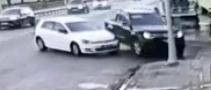 Batman’da trafik kazası güvenlik kamerasına yansıdı