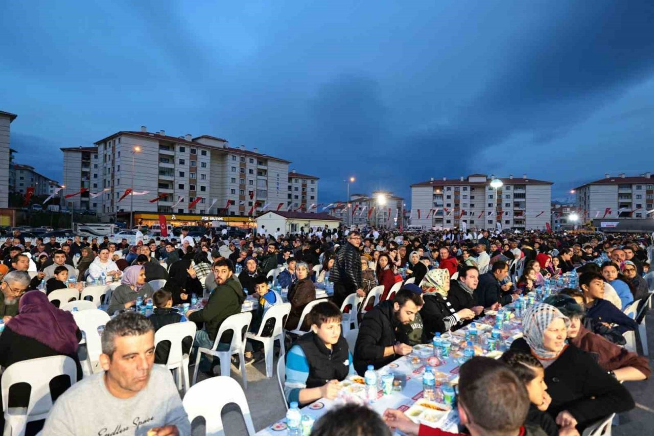 Denizli Büyükşehirin iftar geleneği Kayaköy’de sürdü