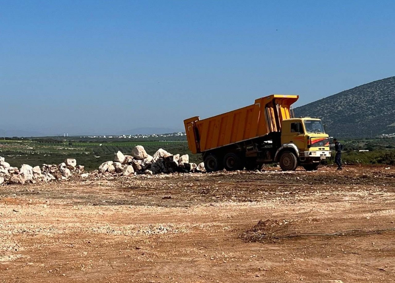 Didim’de vadiye moloz dökerken yakalandılar