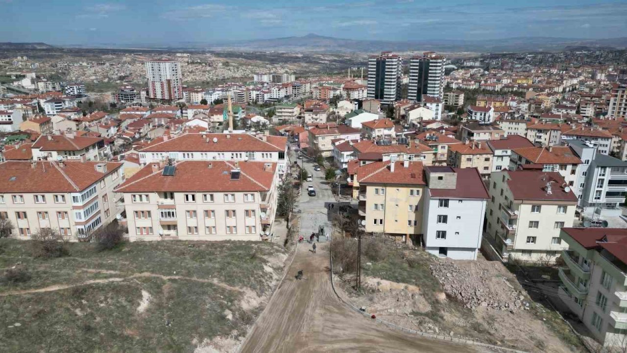 Esentepe mahallesinde yol yenileme çalışmaları başladı