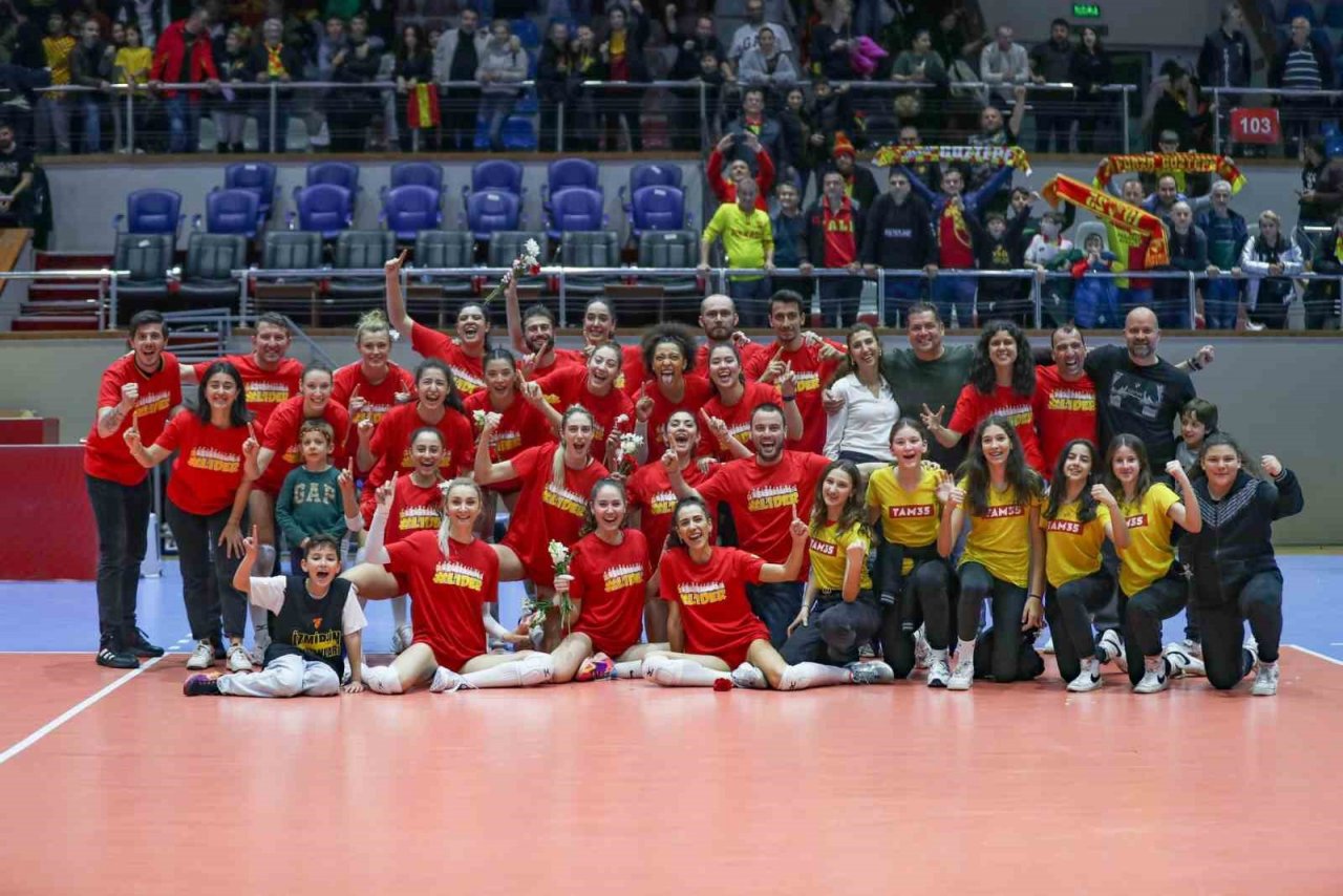 Göztepe Voleybol, play-off’ta
