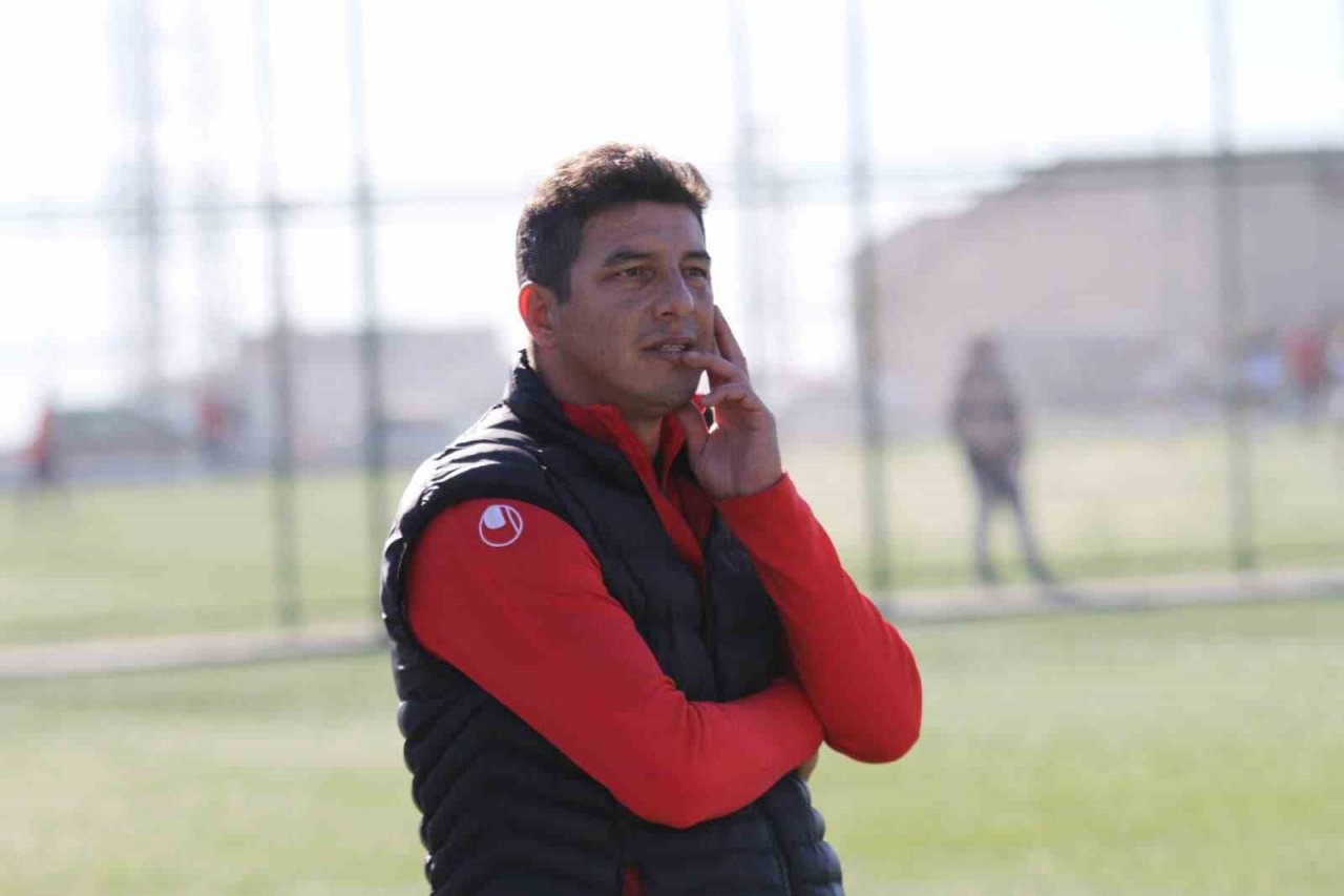 Akkışlaspor ligde kaldı