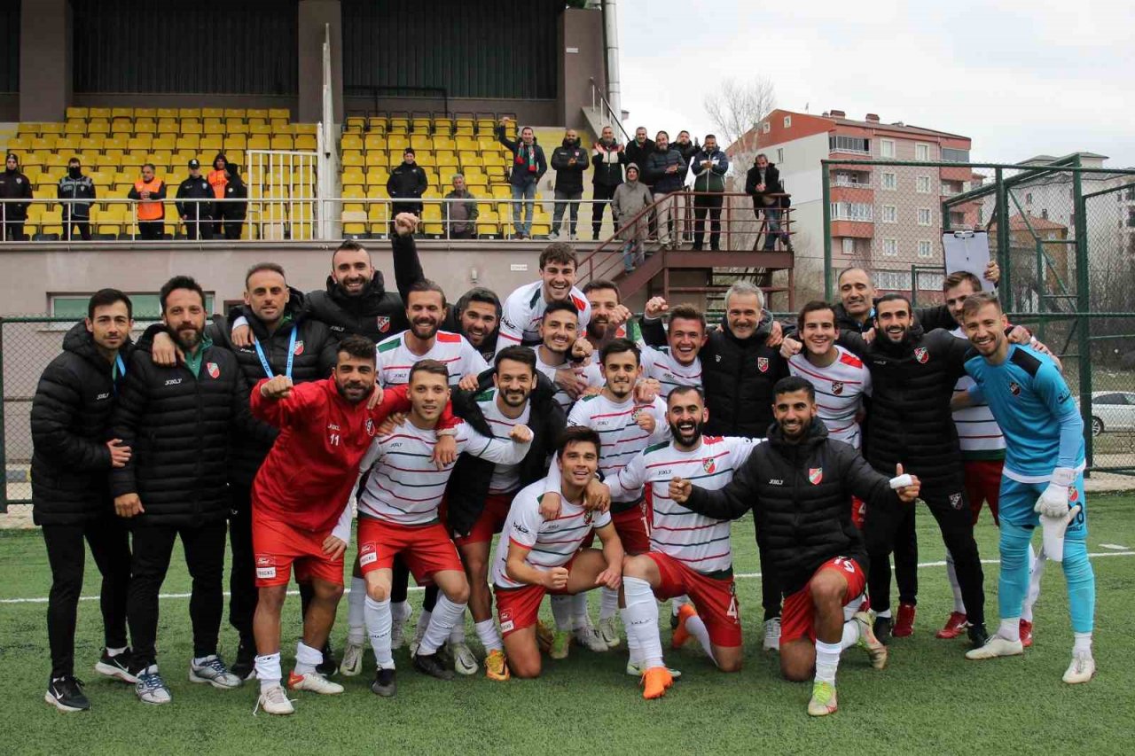 Erman Güraçar, Kaf-Kaf’a baharı getirdi