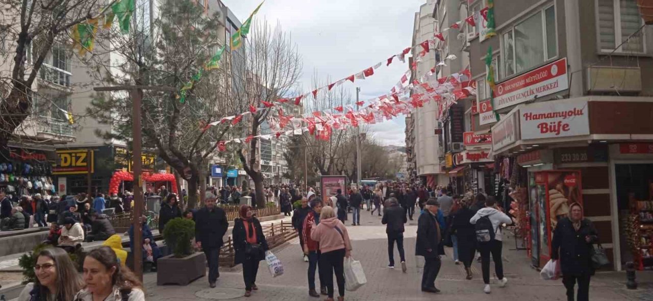 Eskişehir’de Ramazan alışverişi yoğunluğu sürüyor
