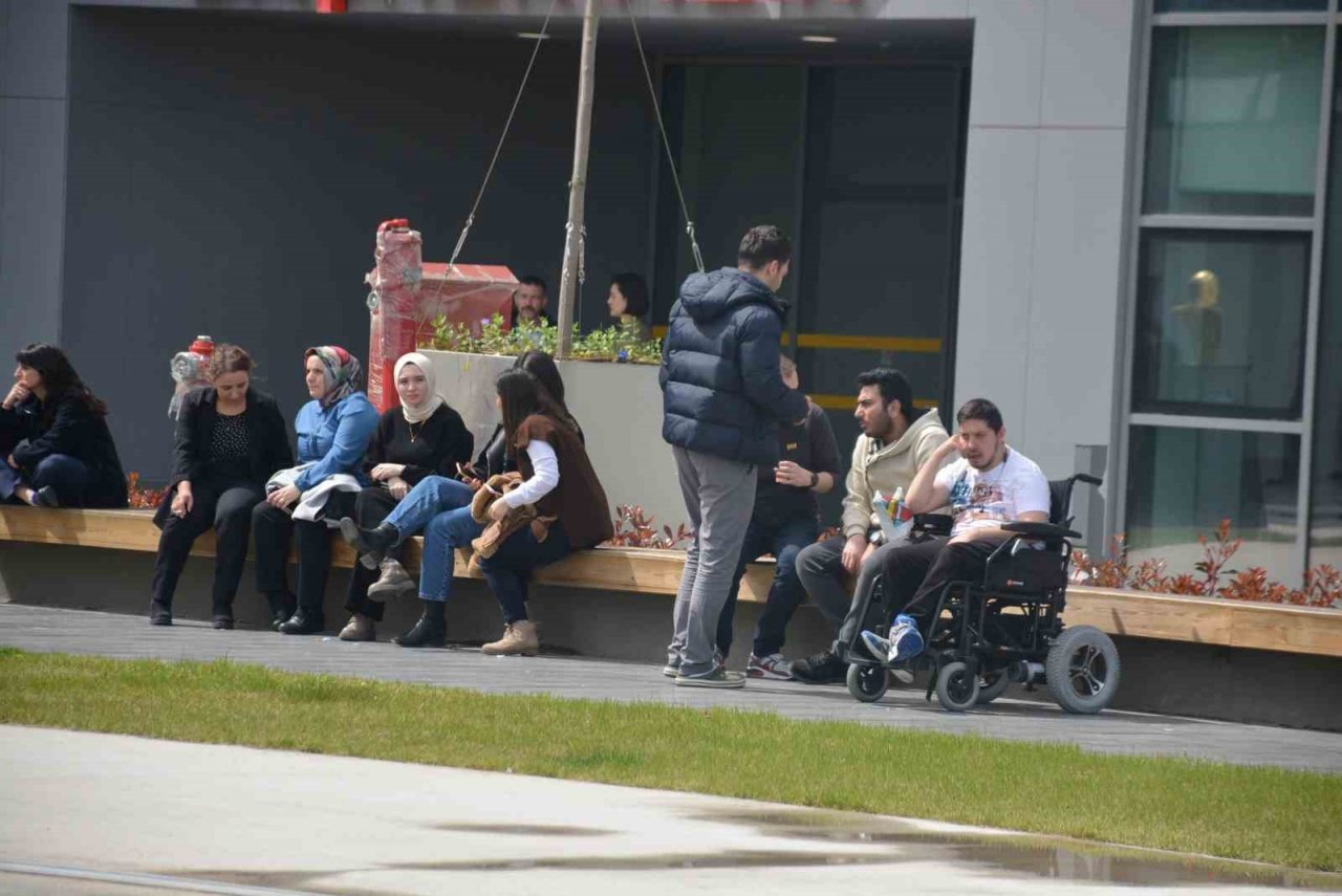 Beklenen gün geldi, Kocaeli’ye sınıf atlatacak dev tesiste hasta kabulü başladı