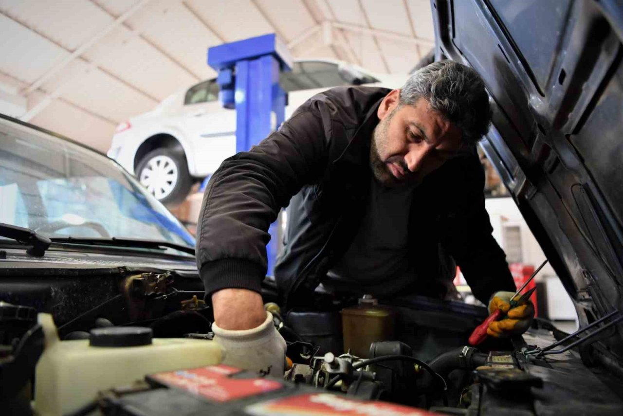 Tamir ederken paradan ve zamanan tasarruf ediyor