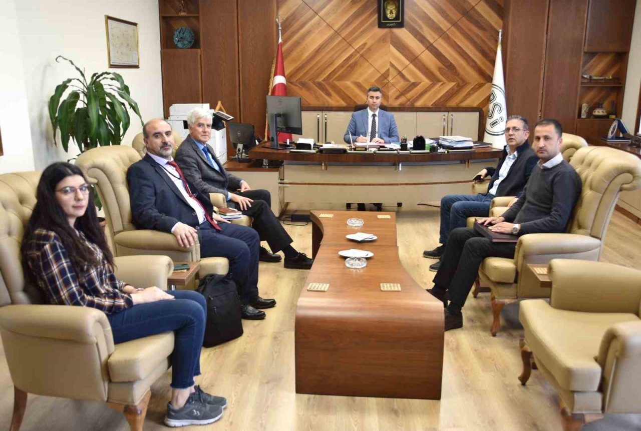 Aydın’da imzalar barajlar için atıldı