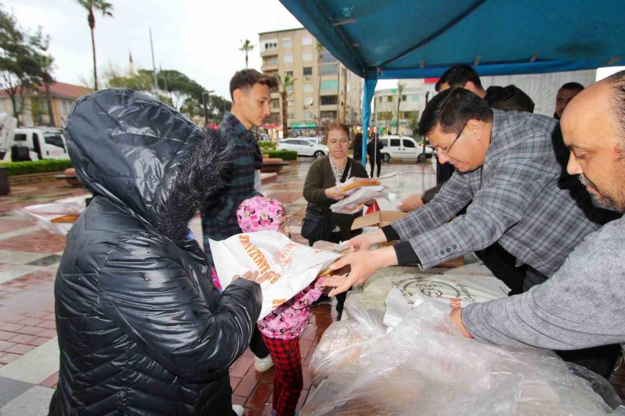 Nazilli Belediyesi Başbuğ Türkeş için hayır yaptı