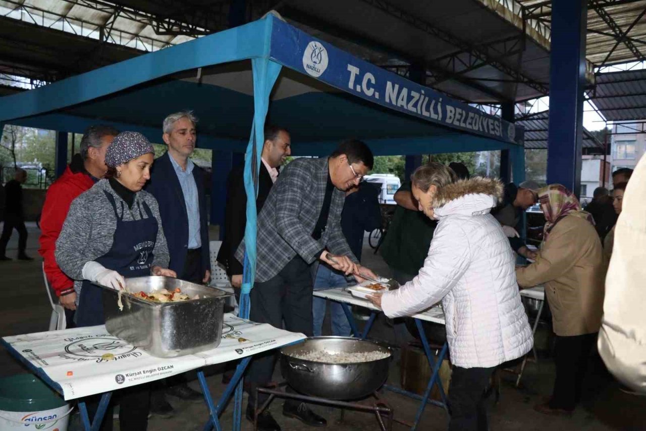 Nazilli aynı sofrada buluşmaya devam ediyor