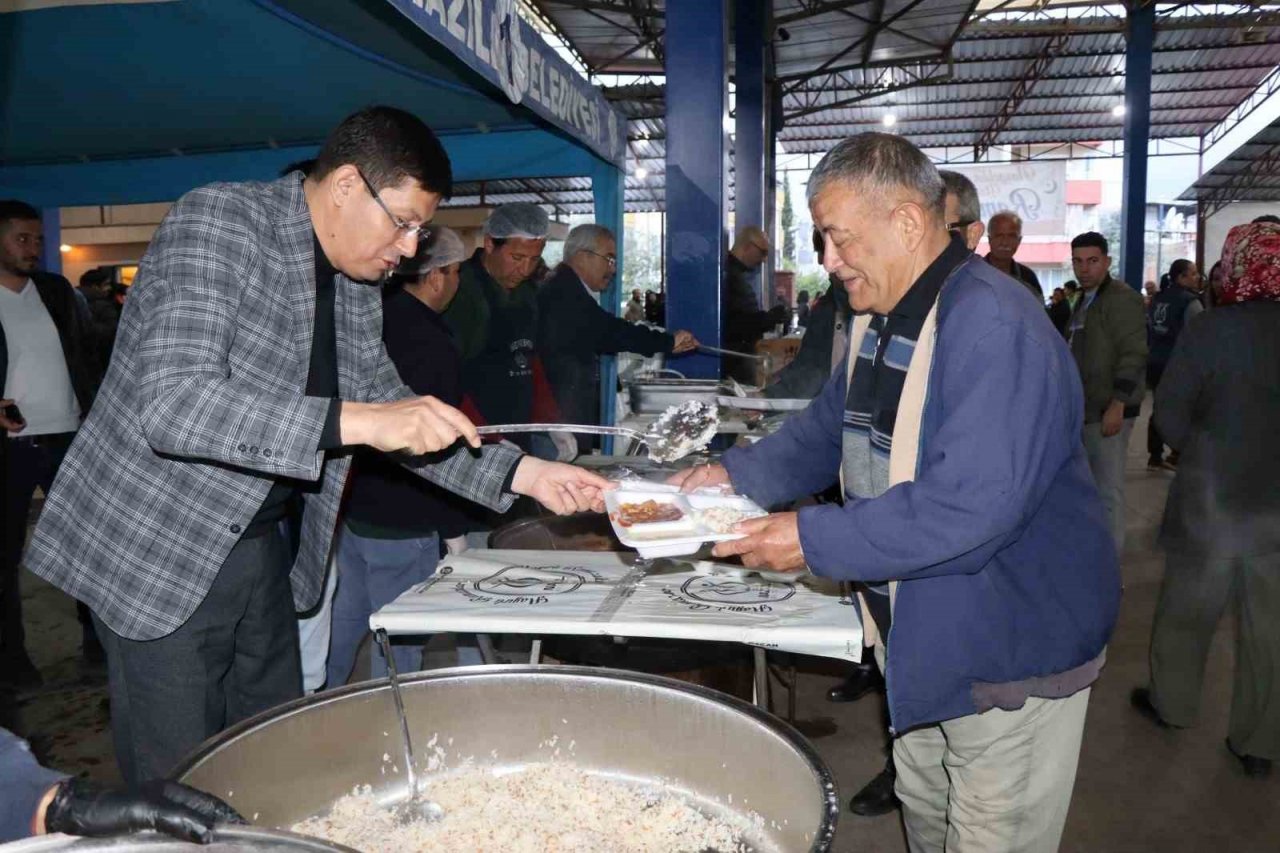 Nazilli aynı sofrada buluşmaya devam ediyor