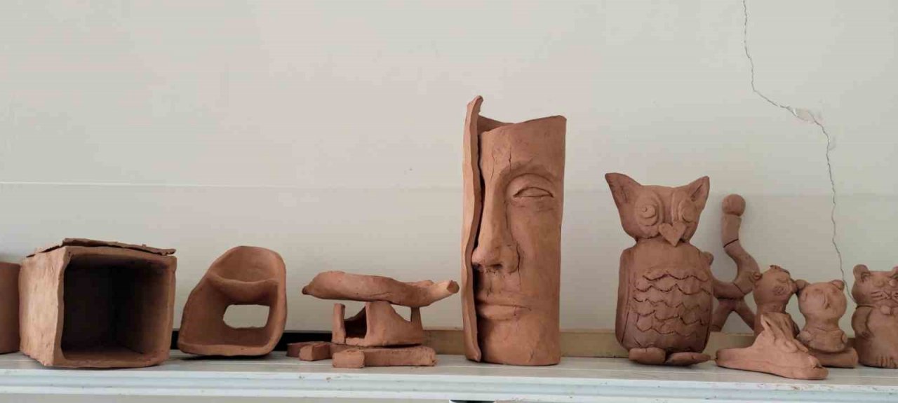 Batman’da lise öğrencilerinin kil topraktan yaptığı eserler ünlü sanatçıların eserlerini aratmıyor