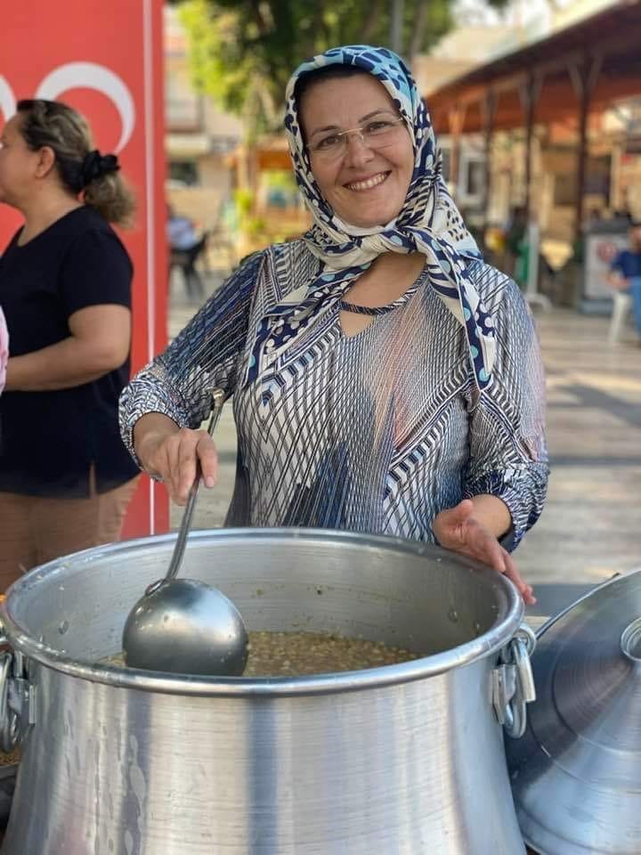 Burdur’da kontrolden çıkan araç refüje daldı: 1 kişi öldü, 3 kişi yaralandı