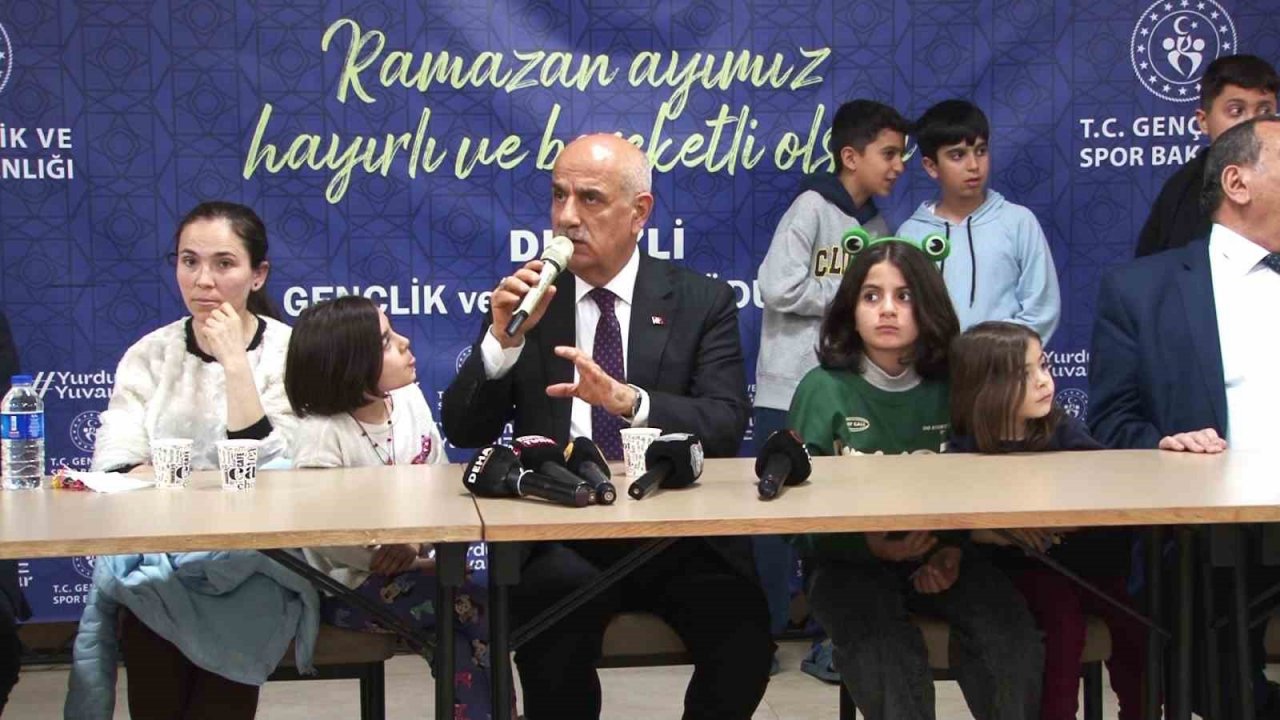 Bakan Kirişci: “Depremde kuzenlerim ve yeğenlerimi kaybettim”