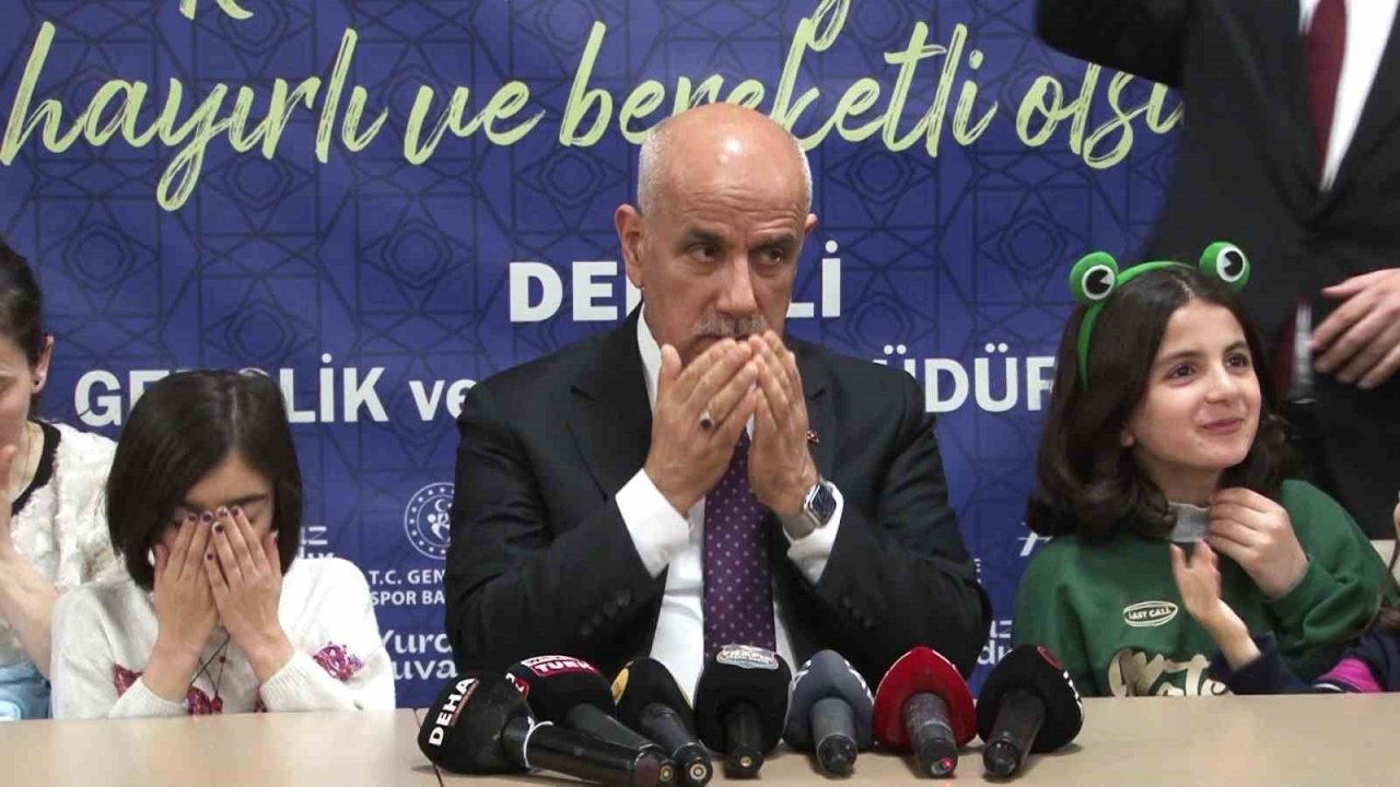 Bakan Kirişci: “Depremde kuzenlerim ve yeğenlerimi kaybettim”