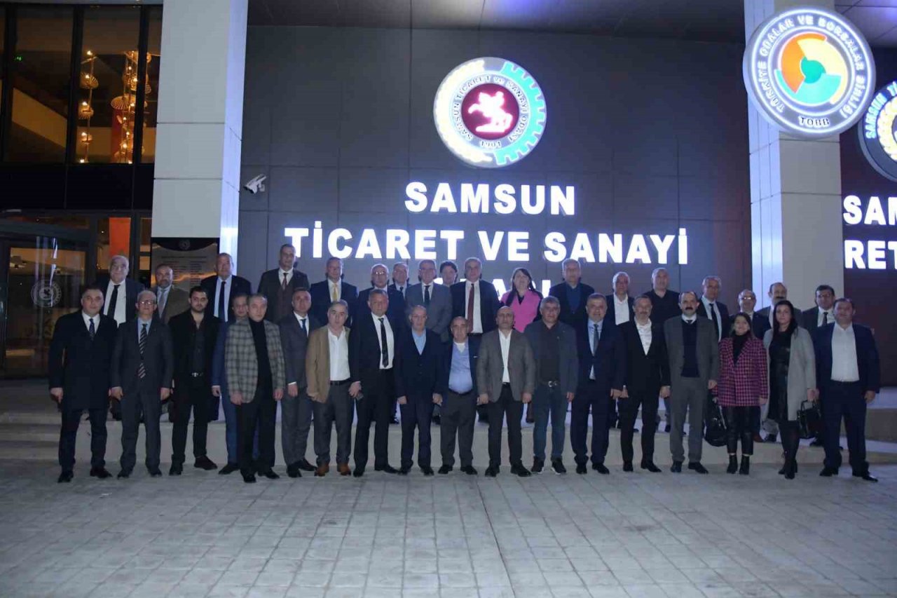 Murzioğlu: "Gelin bir tuğla da siz bağışlayın"