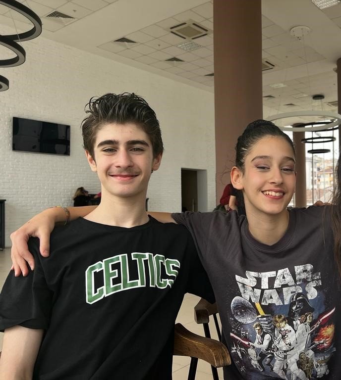 Aerobik cimnastikçiler Kocaeli’ye madalyalarla döndü