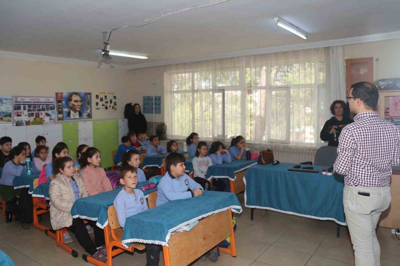 Efeler Belediyesi’nden öğrencilere ’sıfır atık’ eğitimi