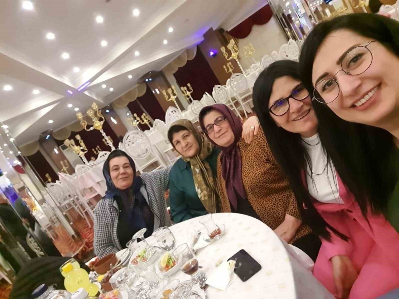 Eskişehir’deki Hamzahacılı’lar iftar yemeğinde bir araya geldi