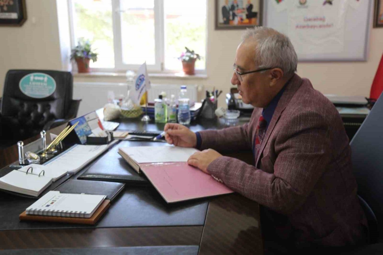 Başkan Arslan EYT’den emekli oldu