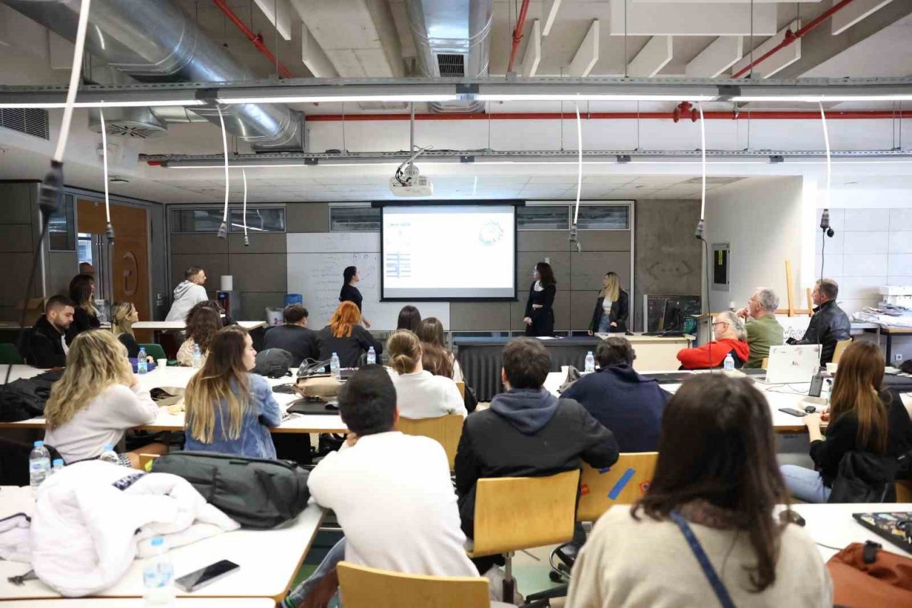 Afetzedeler için ‘Kısa Dönemli Kalıcı Ev’ atölyesi