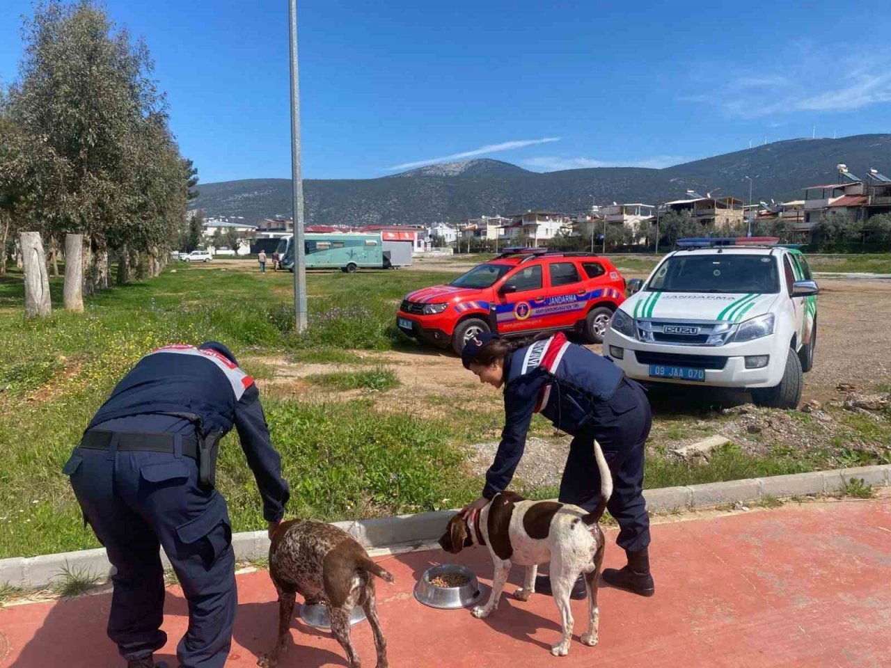 Jandarma Akbük’te orman yangınlara karşı bilgilendirdi