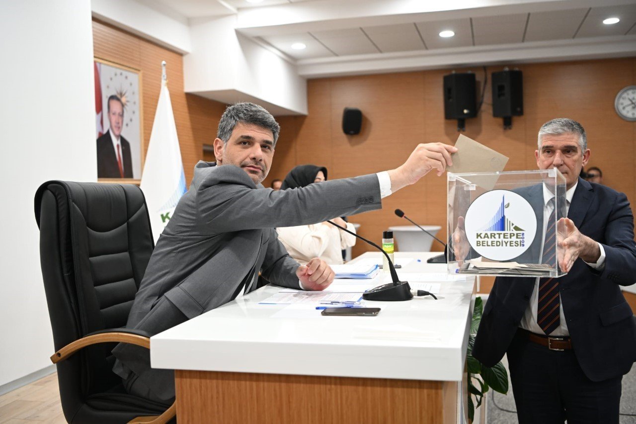 Kartepe Belediyesi nisan ayı meclis toplantısı yapıldı