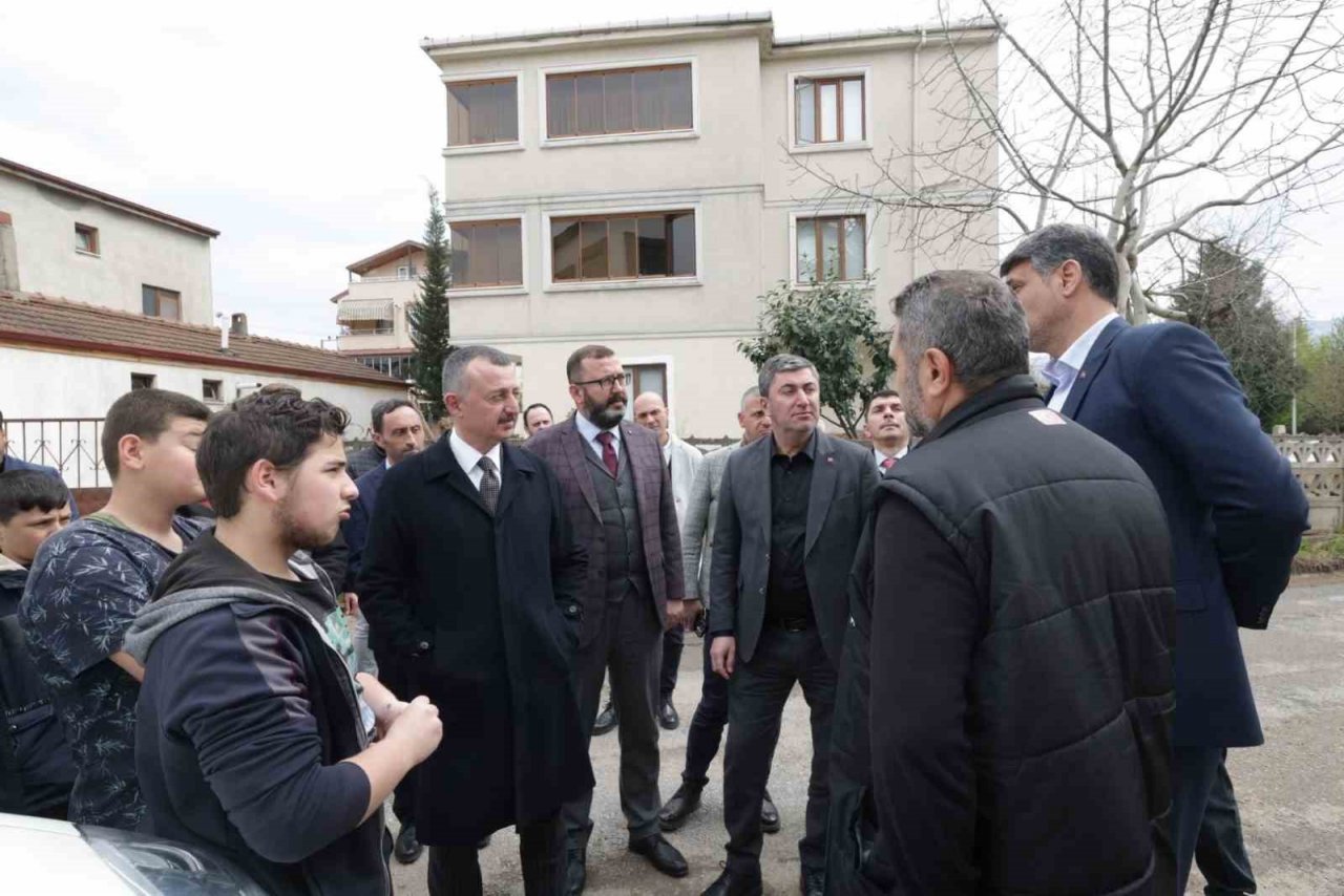 Selçuklu mimarisinden izler taşıyan cami ibadete açıldı