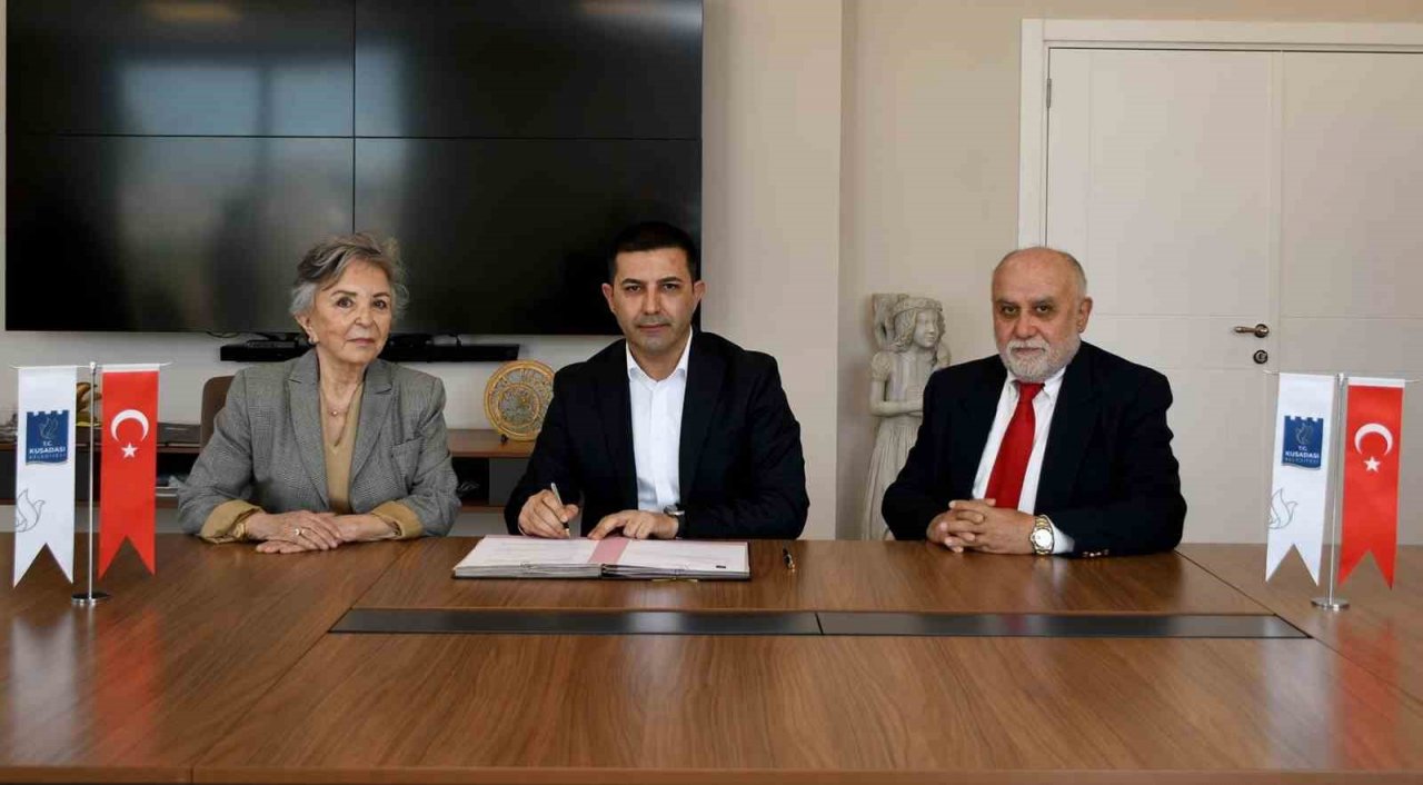 Kuşadası Belediyesi’nden Kültür-Sanat ve Eğitim alanında önemli imzalar