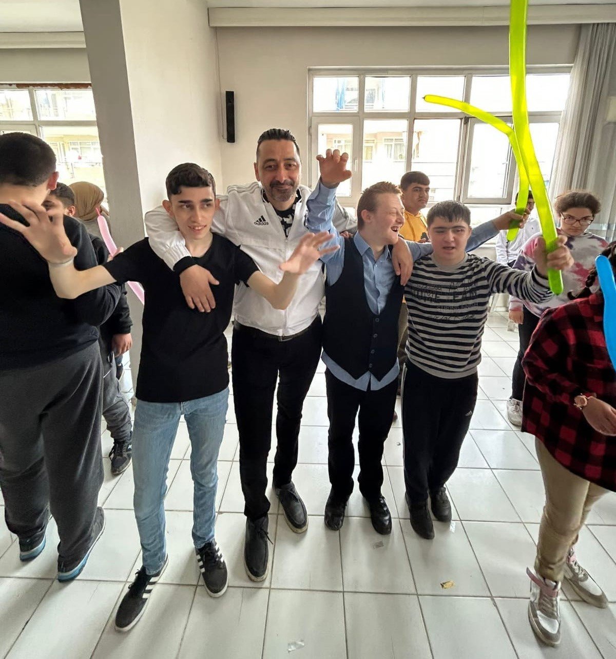 Salihli Beşiktaşlılar Derneği’nden, özel çocuklara özel etkinlik