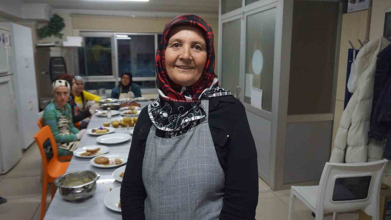 Osmanlı mutfağına özgü lezzetler kursiyerlerin elinde gün yüzüne çıkıyor