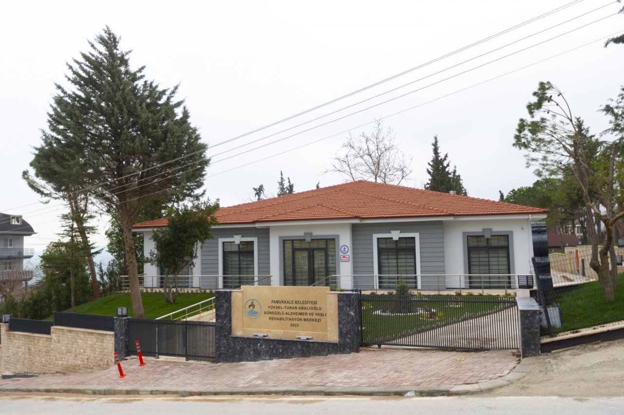 Pamukkale Belediyesi Alzheimer Merkezinde ön başvurular başladı
