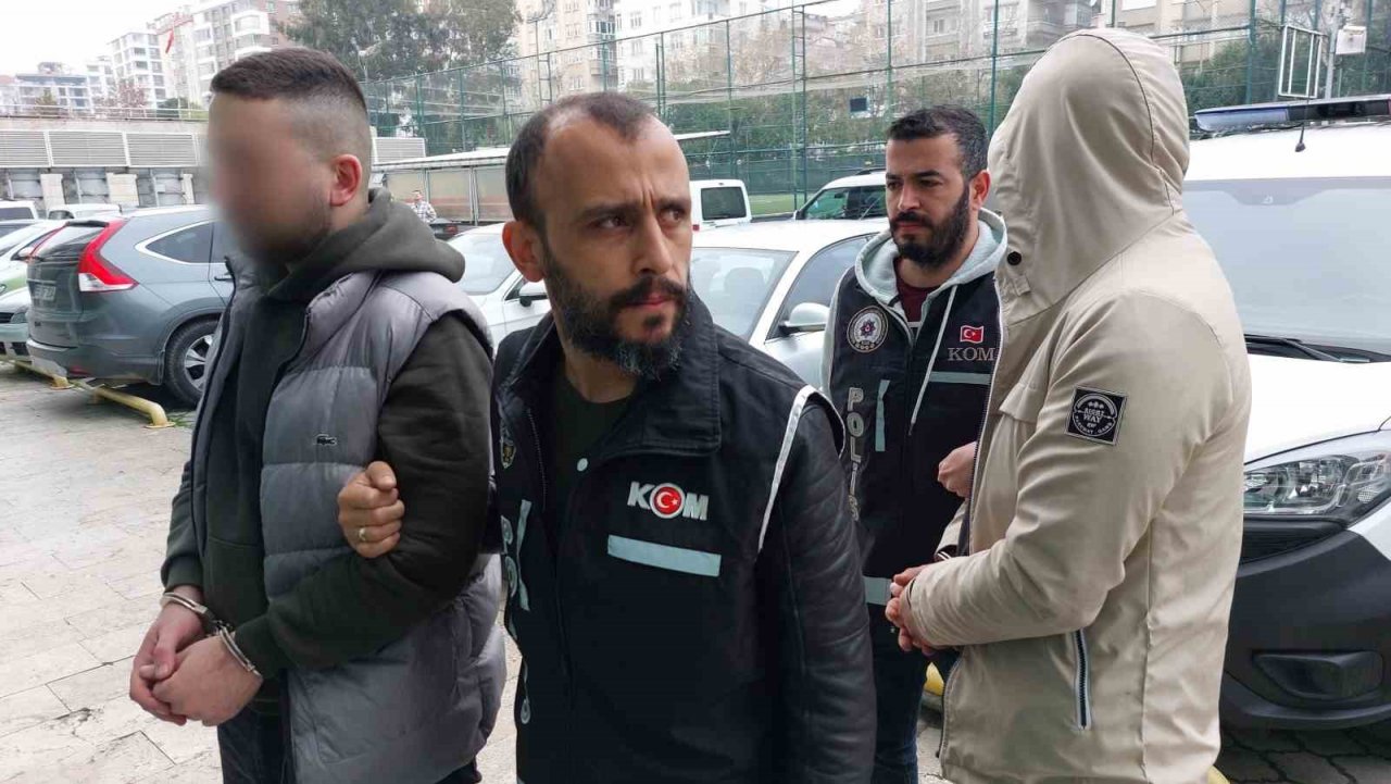 Samsun’da internetteki sitelerden sahte parayla alışveriş yapan 2 kişi yakalandı