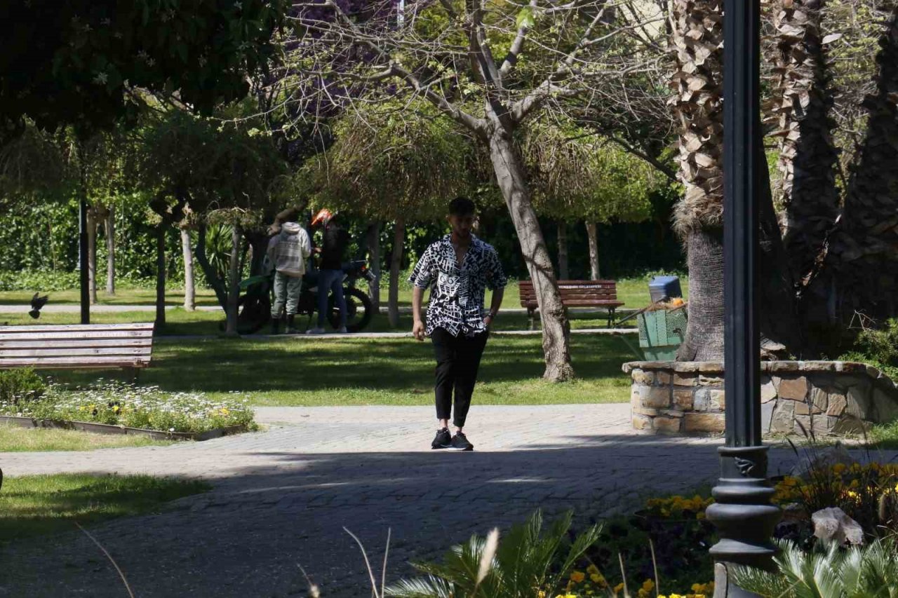 Adana’da termometreler 29 dereceyi gösterdi