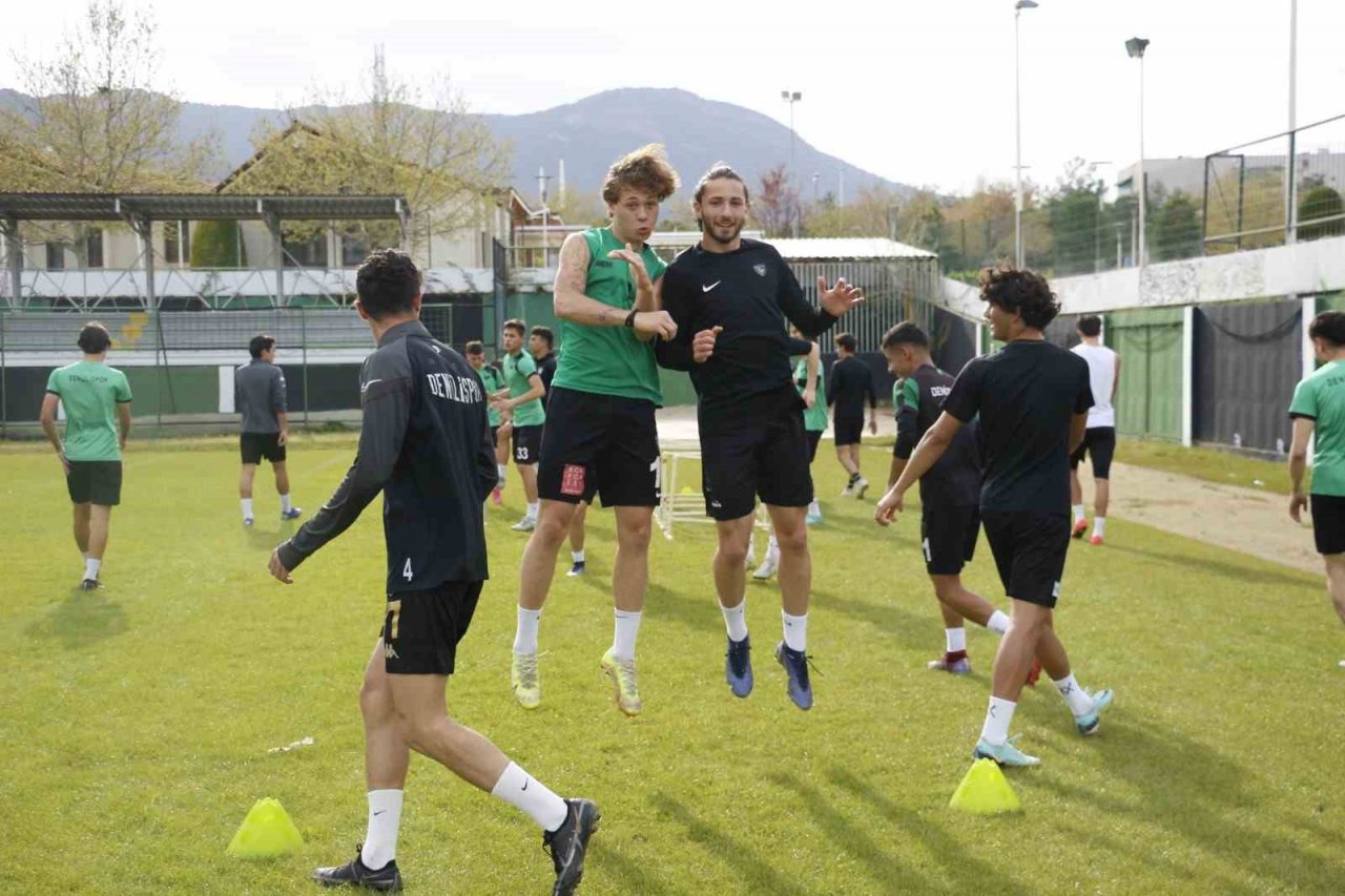 Rize’yi eleyen genç horozlarda hedef Pendikspor