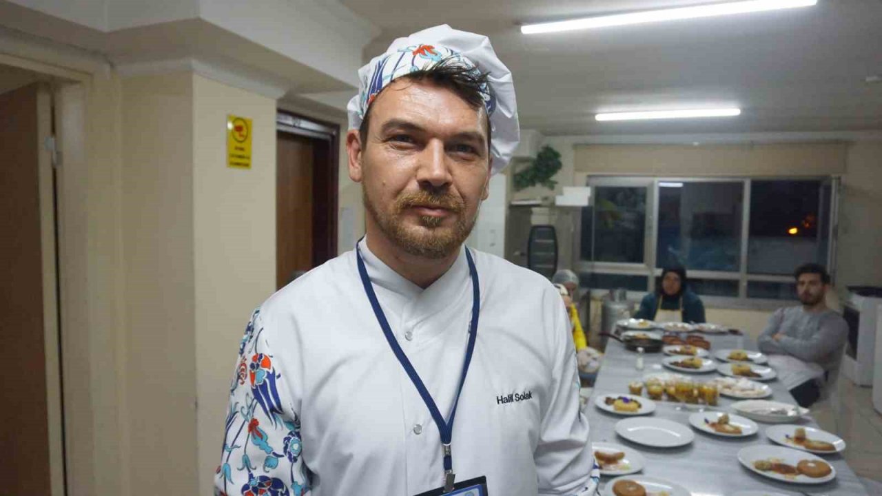 Osmanlı mutfağına özgü lezzetler kursiyerlerin elinde gün yüzüne çıkıyor