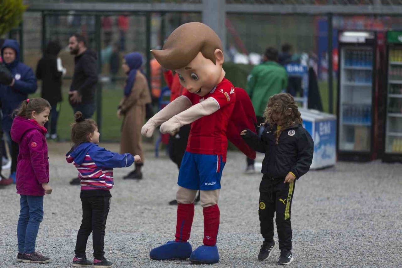 U12 İzmir Cup başlıyor