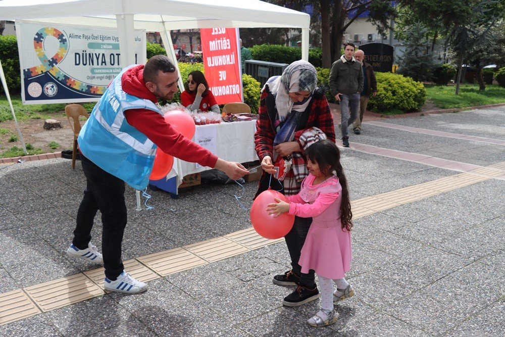 Yalova Belediyesi’nden farkındalık etkinliği