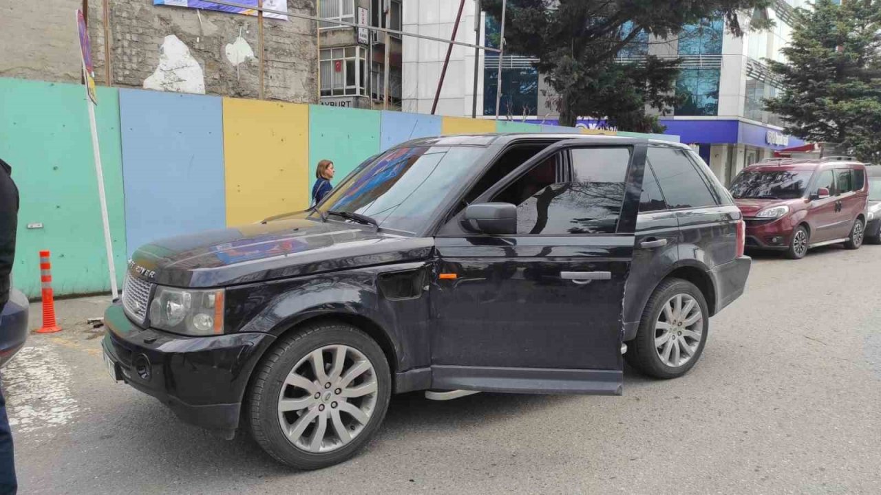 Ereğli’de dikkatsiz sürücü, hasara yol açtı