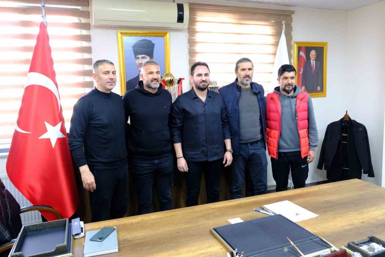 24Erzincanspor Teknik Direktörü Yıldırım: “Çıkacağımız her maç bizim için final”