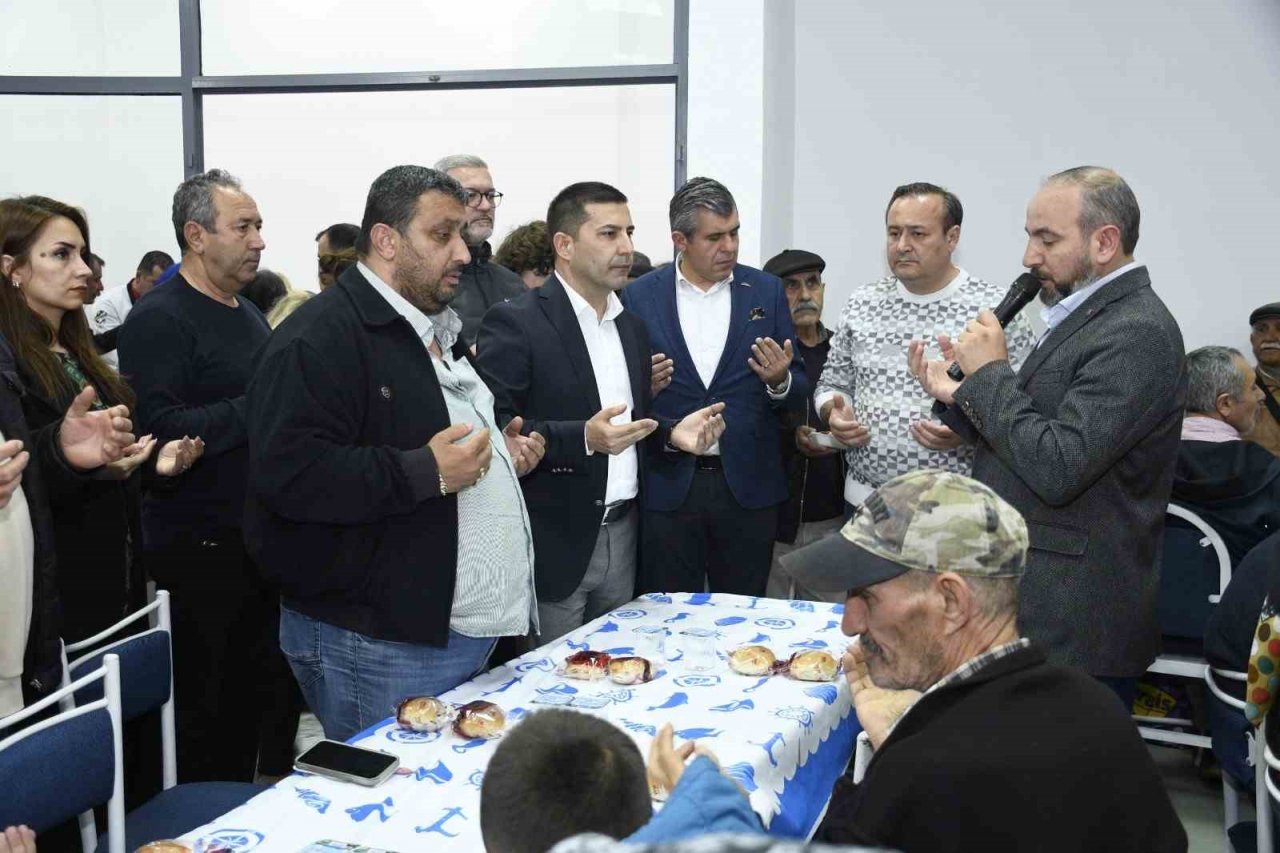 Başkan Günel Güzelçamlı Mahallesi sakinleriyle iftar sofrasında bir araya geldi