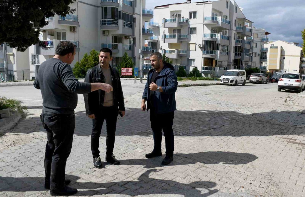 Başkan Günel yol ve park çalışmalarını yerinde inceledi